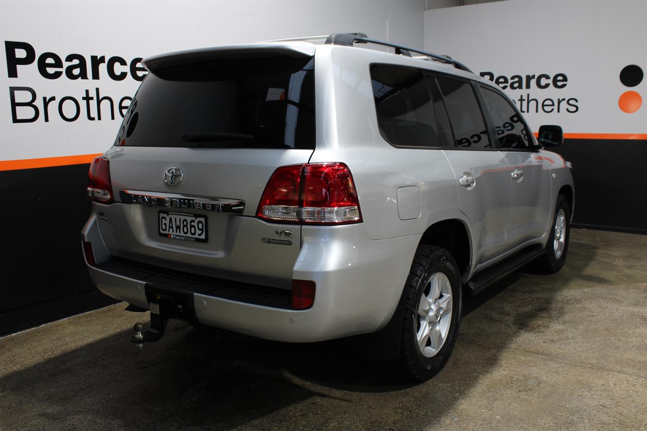 2011 Toyota LandCruiser