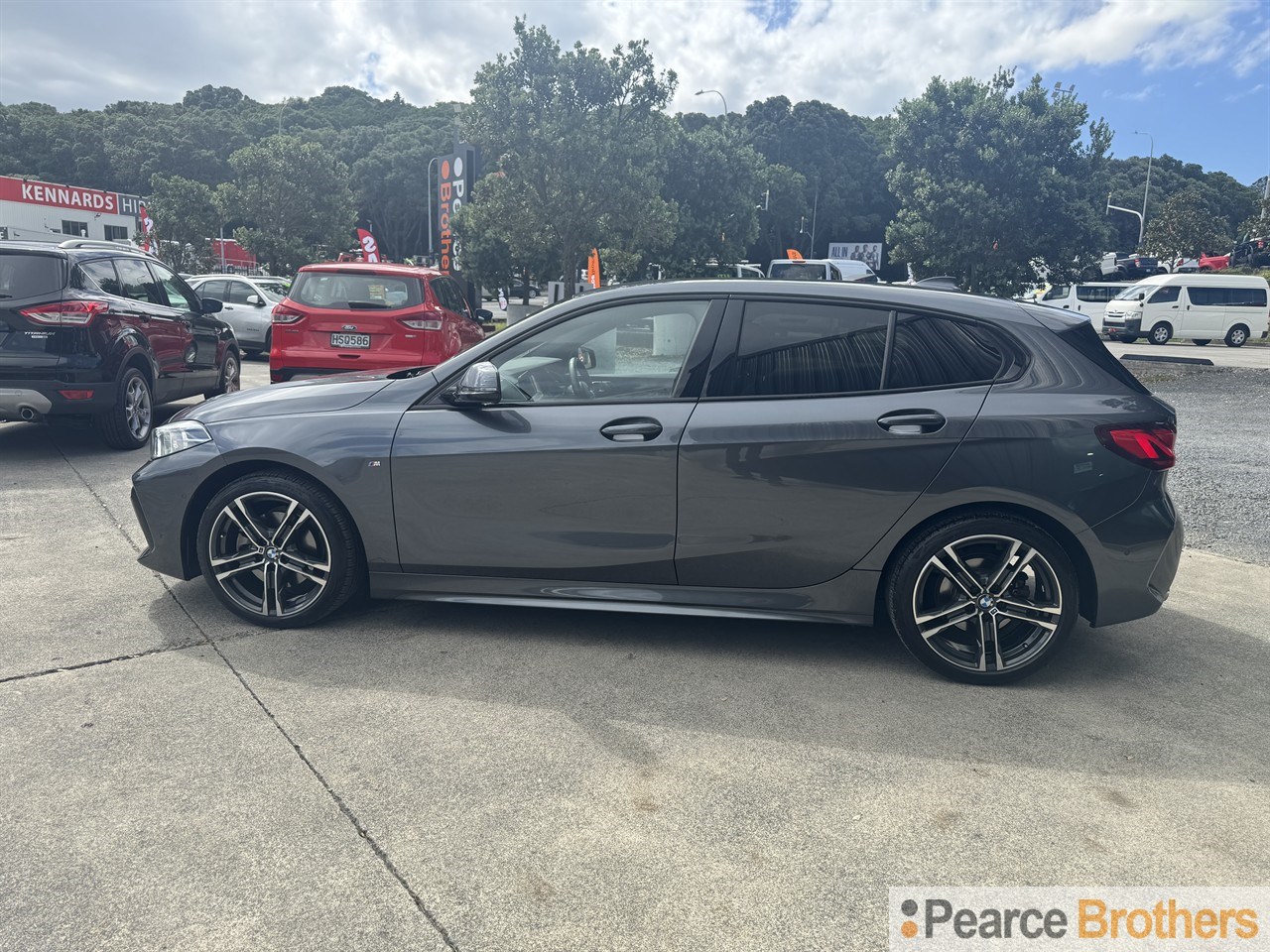 2020 BMW 118i