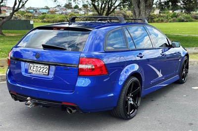 2016 Holden Commodore - Thumbnail