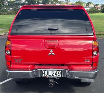 2014 Mitsubishi Triton - Thumbnail