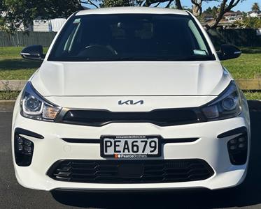 2022 Kia RIO - Thumbnail