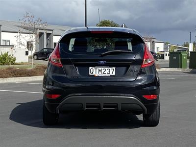 2012 Ford Fiesta - Thumbnail