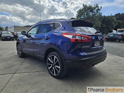 2015 Nissan QASHQAI - Thumbnail