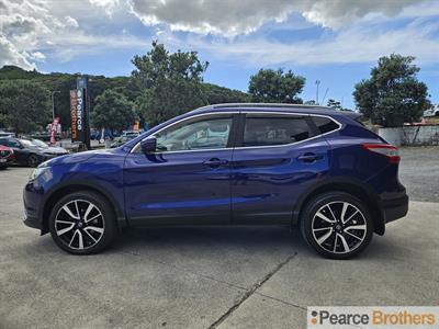 2015 Nissan QASHQAI - Thumbnail