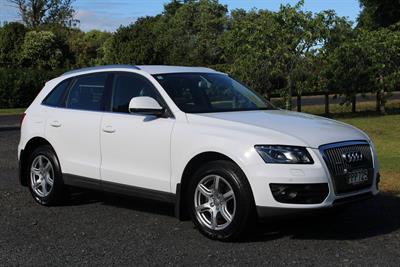 2011 Audi Q5 - Thumbnail