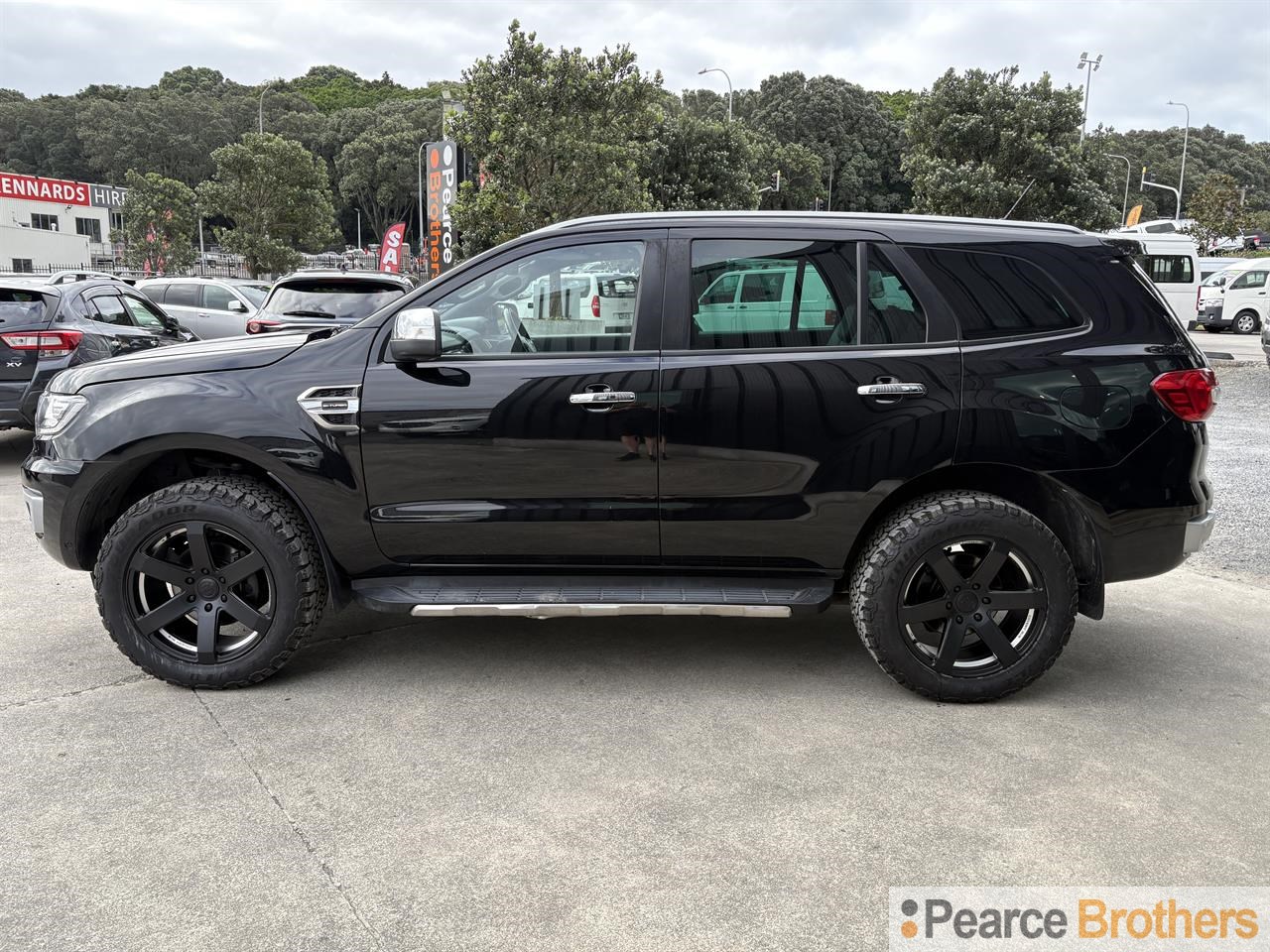 2019 Ford Everest