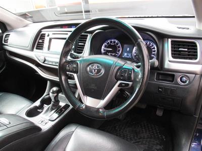 2014 Toyota HIGHLANDER - Thumbnail