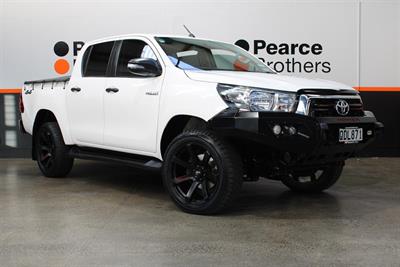 2019 Toyota Hilux - Thumbnail