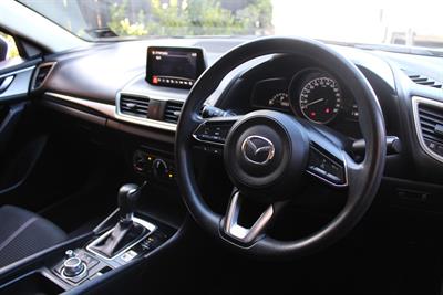 2018 Mazda Mazda3 - Thumbnail