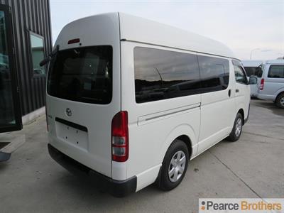 2020 Toyota Hiace - Thumbnail