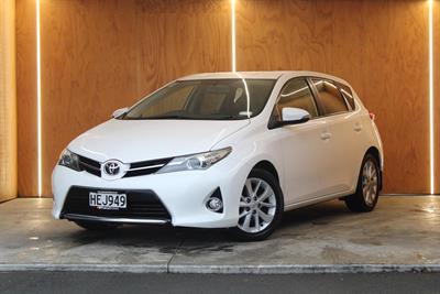 2014 Toyota Corolla - Thumbnail