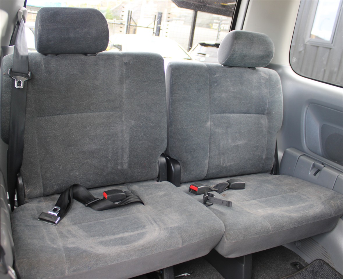 2007 Toyota Noah