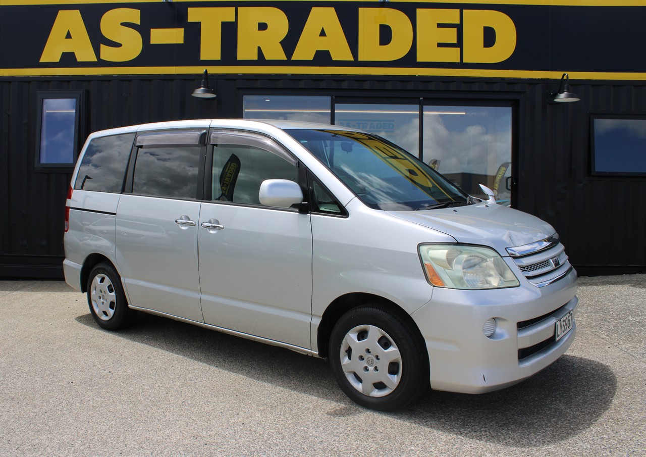 2007 Toyota Noah