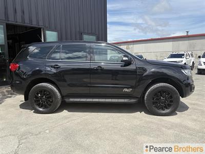 2017 Ford Everest - Thumbnail