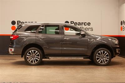 2019 Ford Everest - Thumbnail