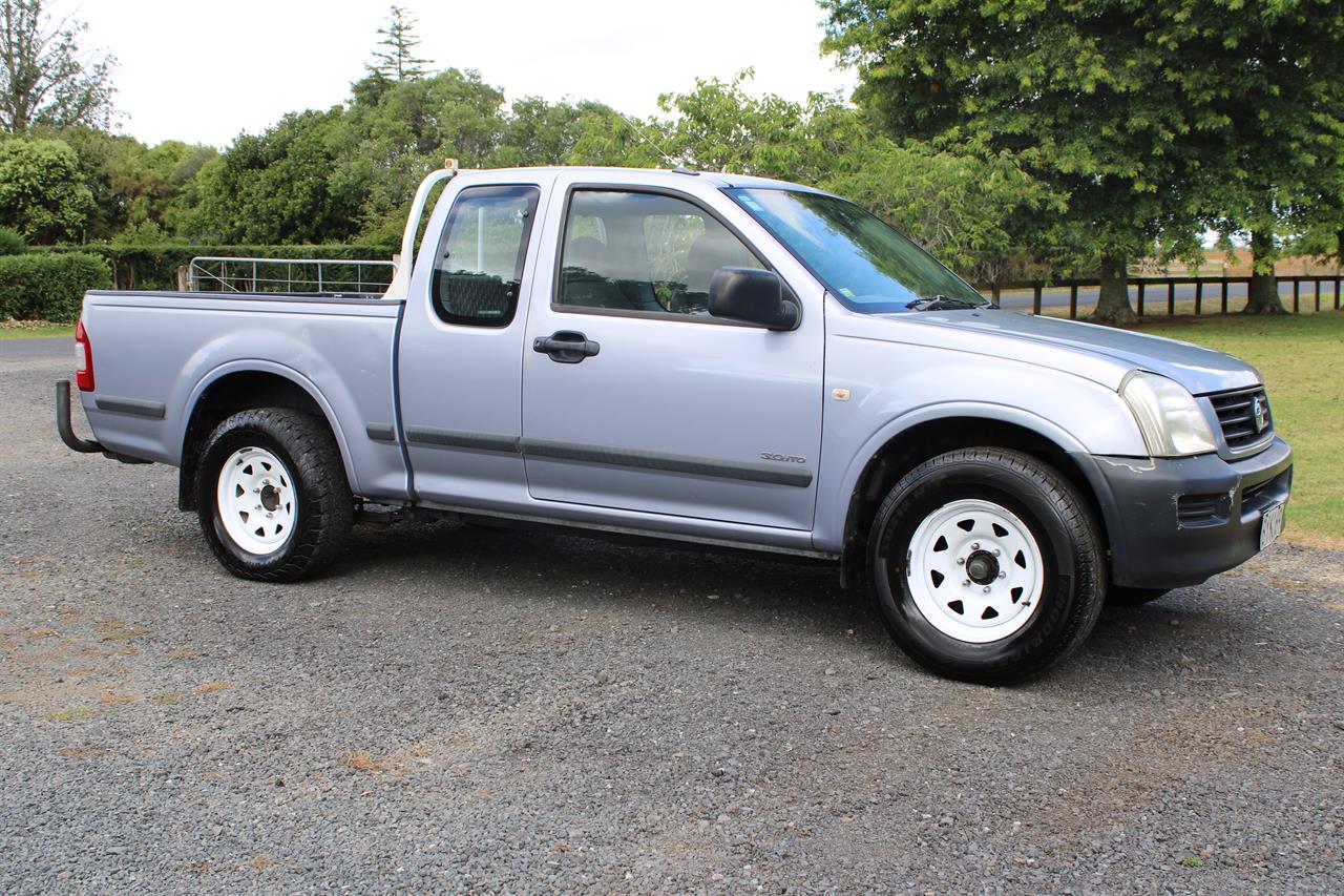 2004 Holden Rodeo