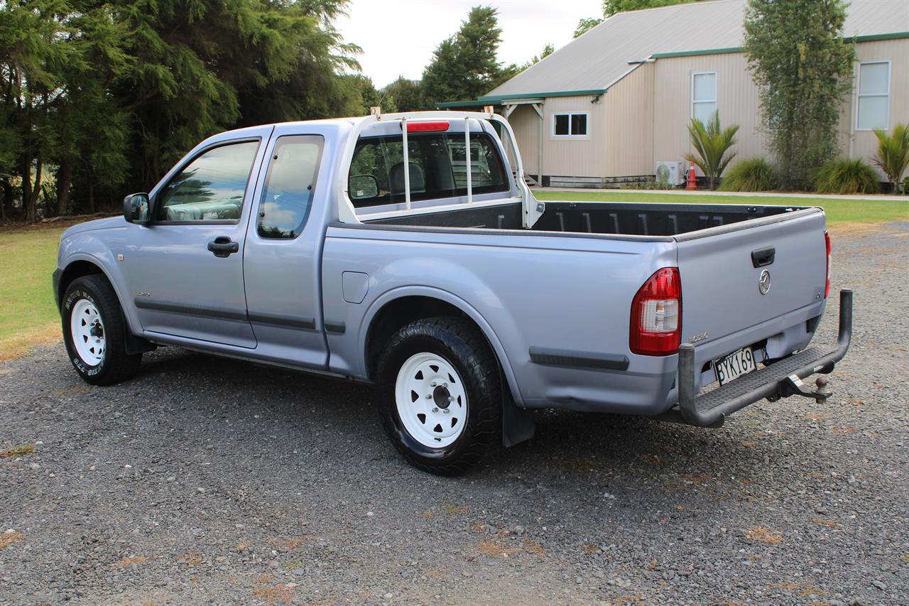 2004 Holden Rodeo