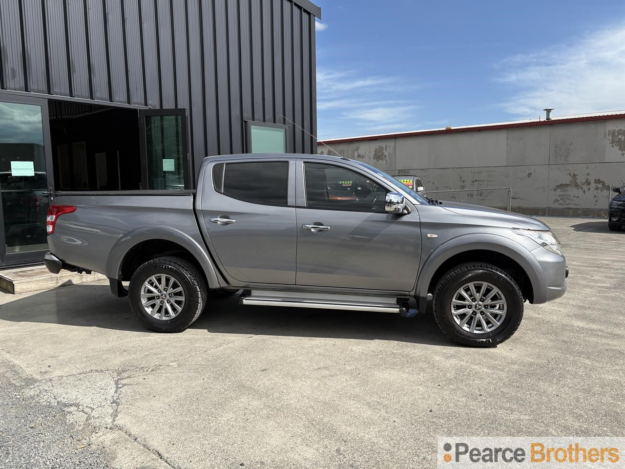 2015 Mitsubishi Triton