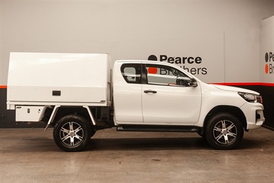 2019 Toyota Hilux - Thumbnail