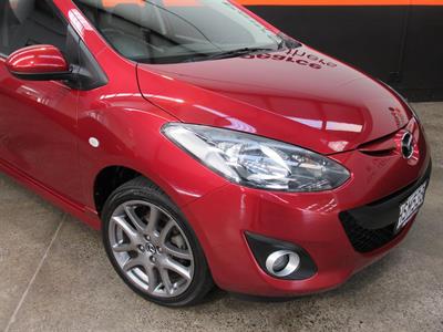 2014 Mazda Mazda2 - Thumbnail