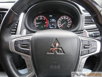 2021 Mitsubishi Triton - Thumbnail