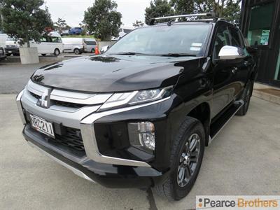 2021 Mitsubishi Triton - Thumbnail