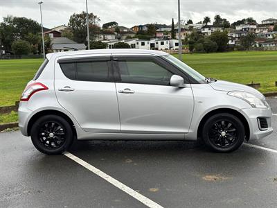 2014 Suzuki Swift - Thumbnail