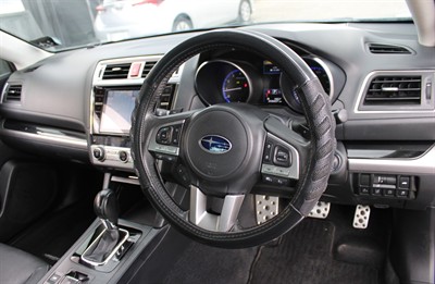 2015 Subaru Legacy - Thumbnail