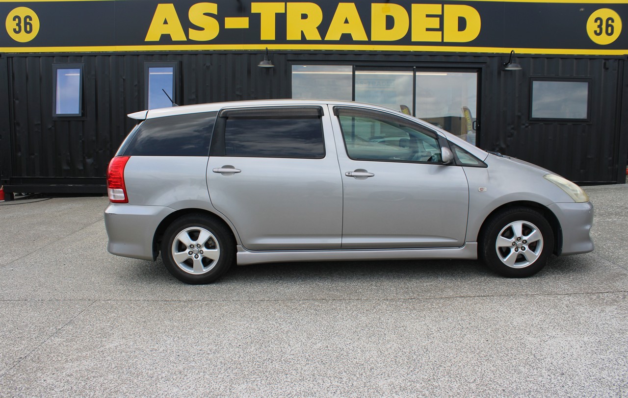 2005 Toyota Wish