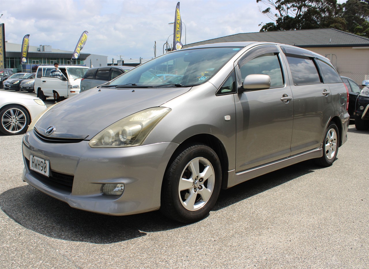 2005 Toyota Wish