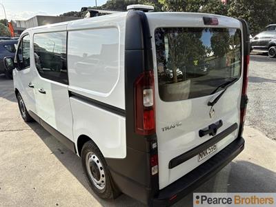 2021 Renault Trafic - Thumbnail