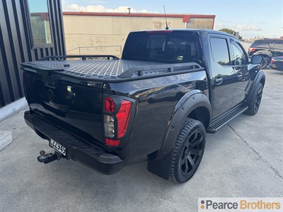 2019 Nissan Navara - Thumbnail