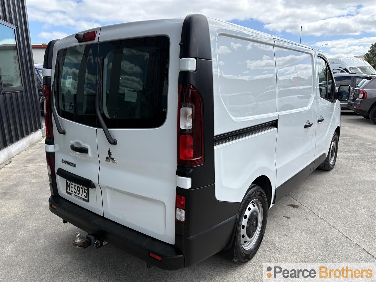 2020 Mitsubishi Express