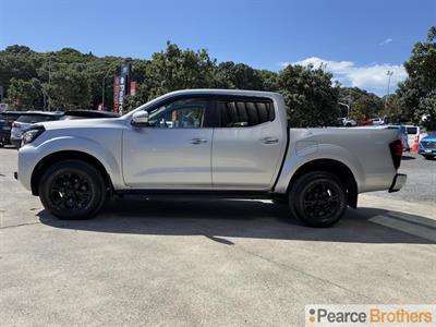 2022 Nissan Navara - Thumbnail