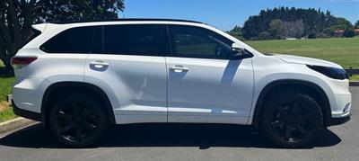 2015 Toyota Highlander - Thumbnail