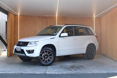 2015 Suzuki Grand Vitara - Thumbnail