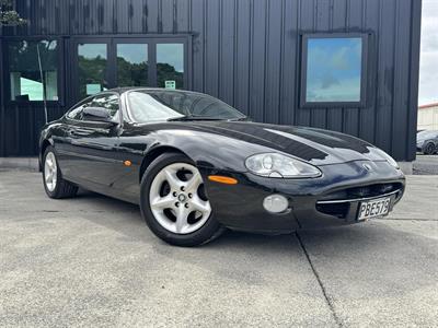 2001 Jaguar XK8 - Thumbnail