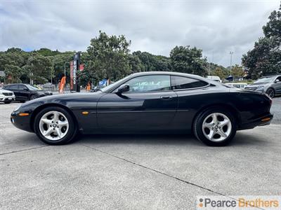 2001 Jaguar XK8 - Thumbnail