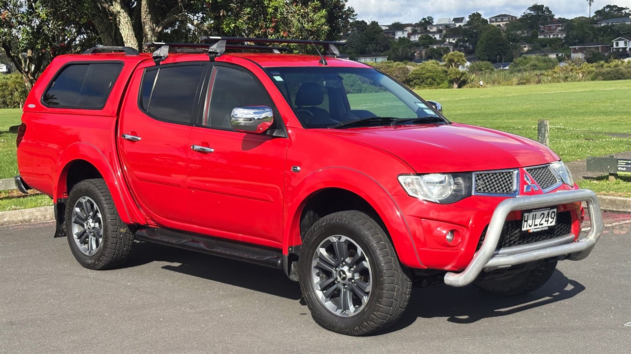 2014 Mitsubishi Triton