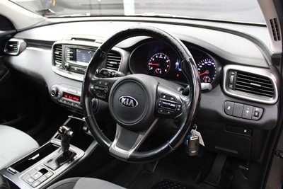 2016 Kia Sorento - Thumbnail