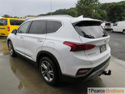 2018 Hyundai SANTA FE - Thumbnail