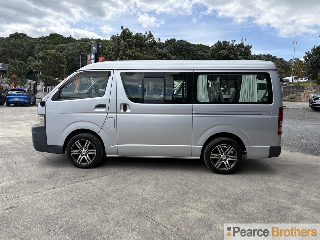 2008 Toyota Hiace