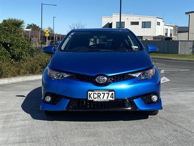 2016 Toyota Corolla - Thumbnail