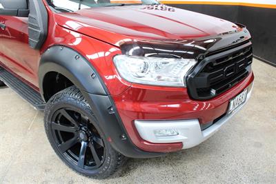 2018 Ford Everest - Thumbnail