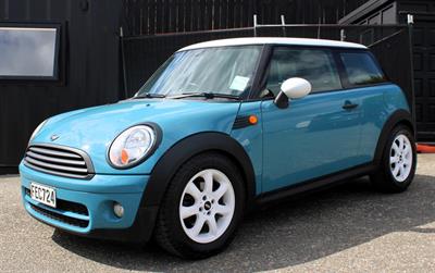 2009 Mini COOPER - Thumbnail