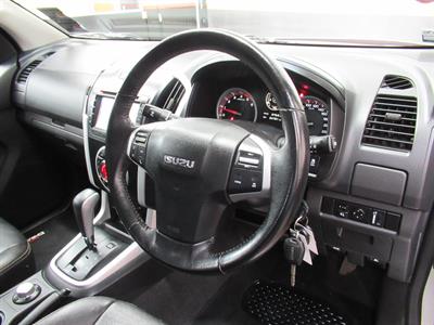 2017 Isuzu D-Max - Thumbnail