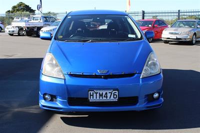 2004 Toyota Wish - Thumbnail