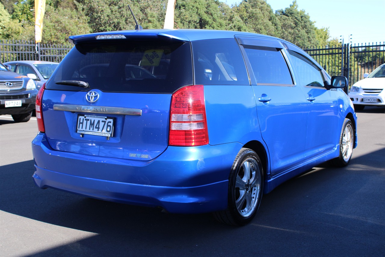 2004 Toyota Wish