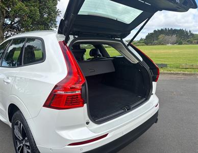 2019 Volvo XC60 - Thumbnail