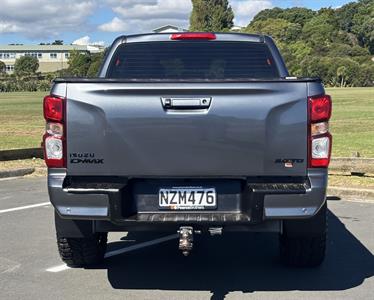 2022 Isuzu D-Max - Thumbnail